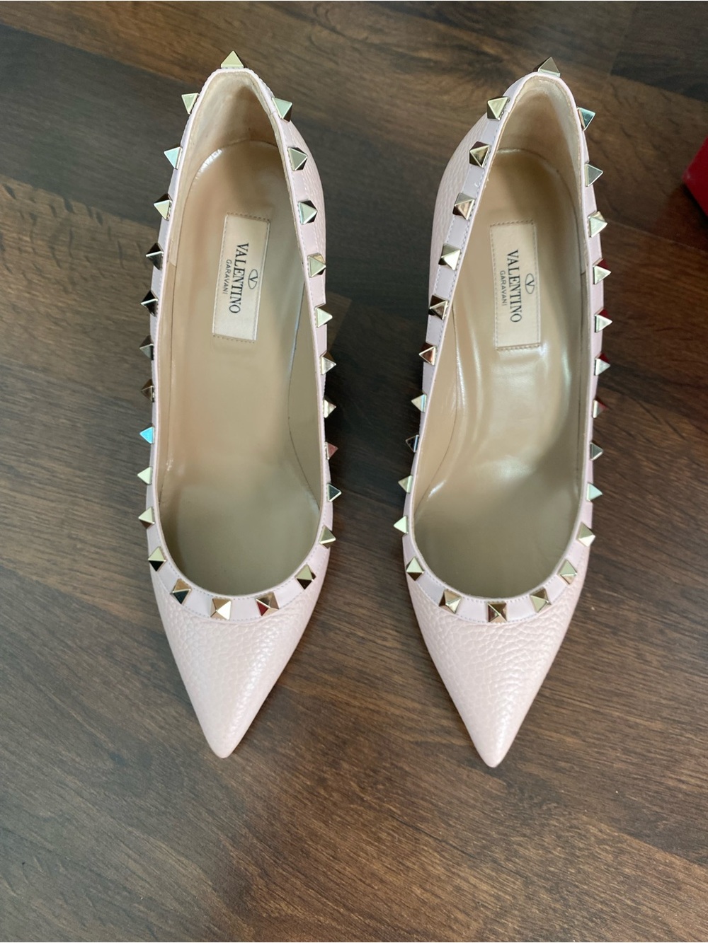 Nw brand new, Valentino rockstud nude heels 100 mm, perfect for holiday parties